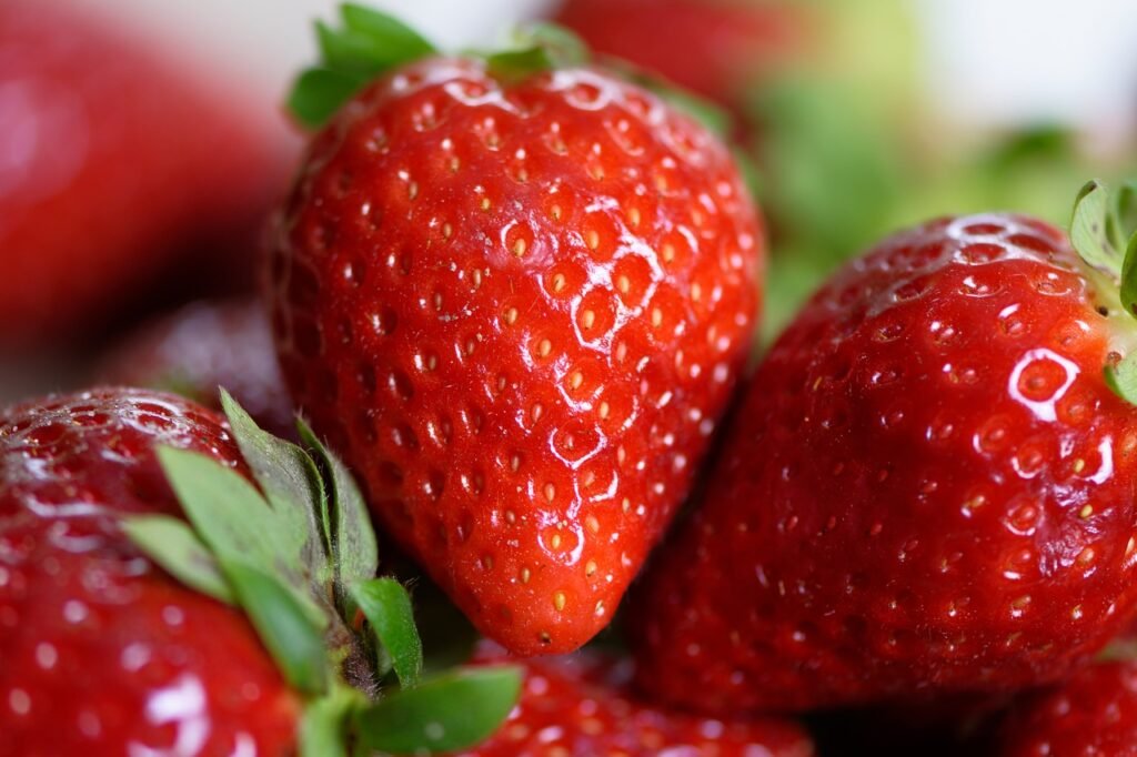 Descubra os alimentos que ajudam na lubrificação vaginal natural, melhorando a saúde íntima da mulher com soluções nutritivas e eficazes. Veja dicas e curiosidades!