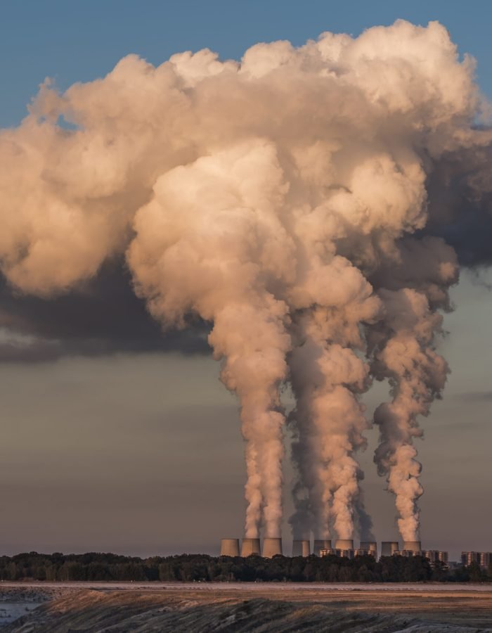 Lignite power plant with large cloud of smoke