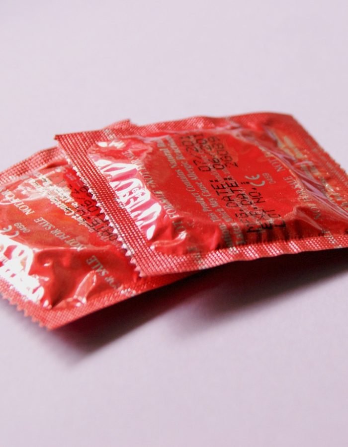 red-condoms-849407_1280